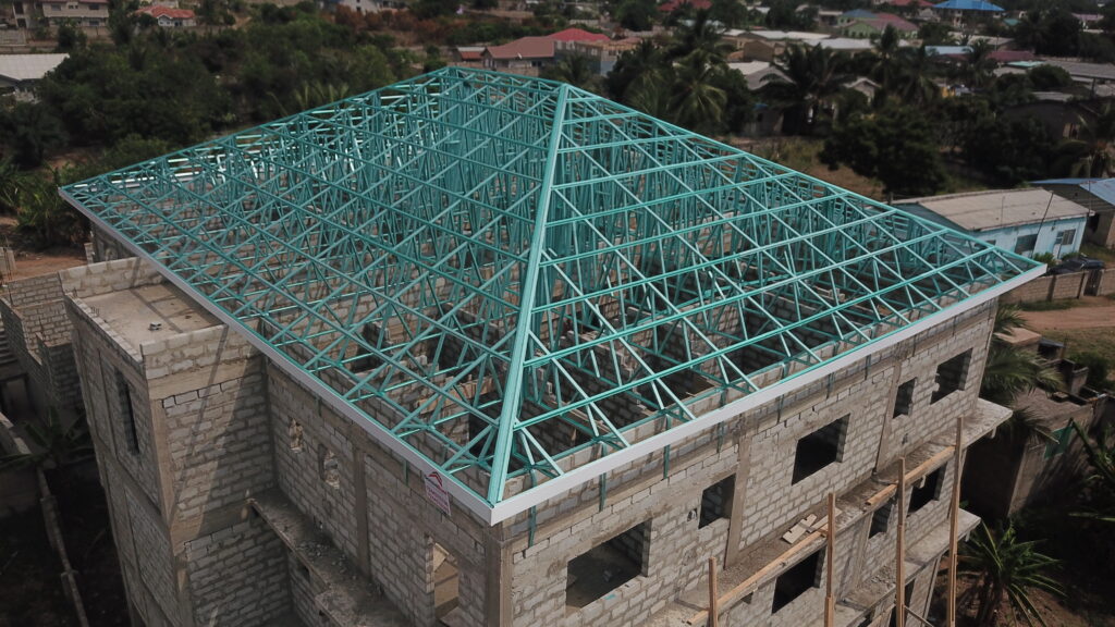 trusses, building with steel frames